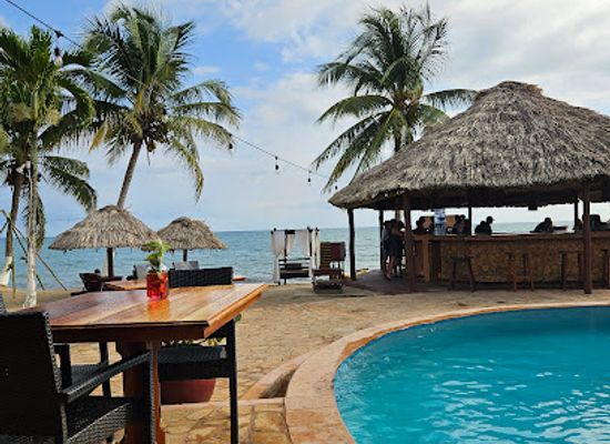 belize/hopkins/landmark/woven-palm-restaurant