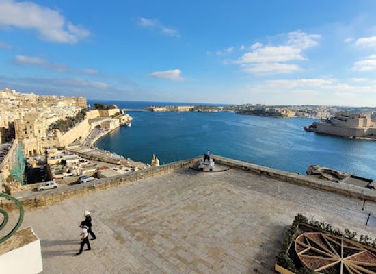 malta/harbour-area/landmark/colour-my-travel-malta-walking-tours