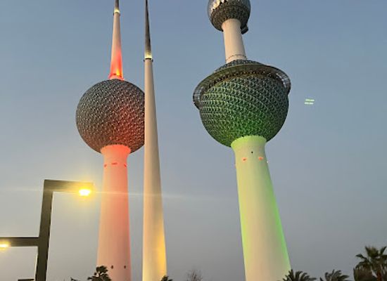kuwait/kuwait-city/landmark/kuwaiti-dinar-monument