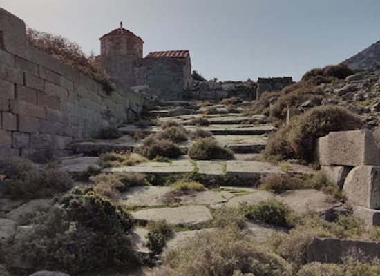 greece/saronic-gulf-islands/landmark/archaeological-site-altar-of-zeus-elanios
