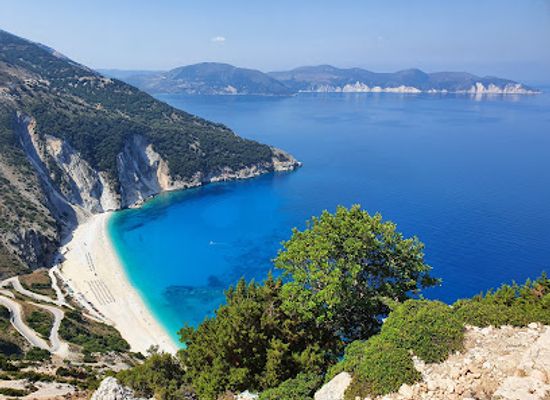 greece/kefalonia/landmark/melissani-cave-lake
