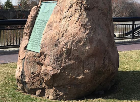 indiana/southeast-indiana/landmark/mccormick-s-rock