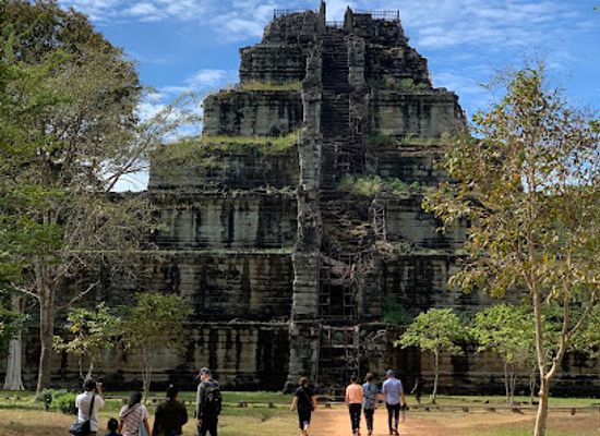 cambodia/preah-vihear/landmark/prasat-pram-koh-ker