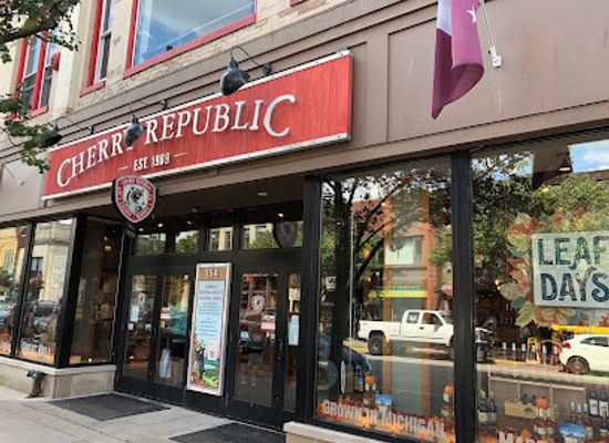 michigan/traverse-city/landmark/cherry-republic-traverse-city