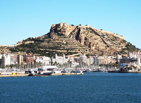 spain/alicante/puerto-de-alicante/landmark/port-d-alacant