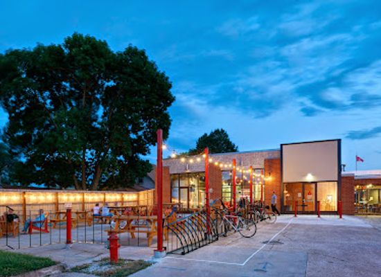 iowa/ankeny/landmark/firetrucker-brewery