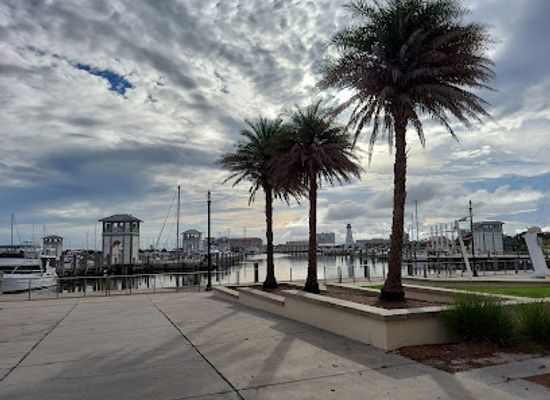 mississippi/gulfport/landmark/moses-pier-municipal-fishing-pier