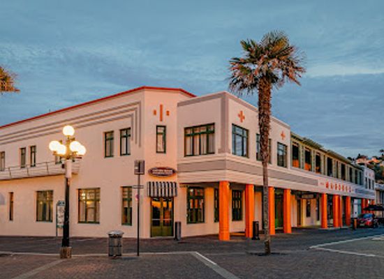 new-zealand/napier/landmark/art-deco-masonic-hotel