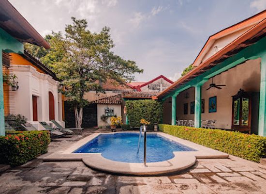 nicaragua/leonese-plains/landmark/hotel-el-convento