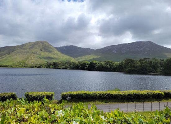 ireland/connacht/landmark/kylemore-abbey-victorian-walled-garden