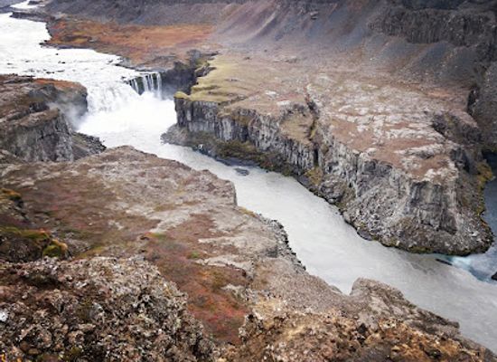 iceland/myvatn-region/landmark/myvatn-activity-hike-and-bike