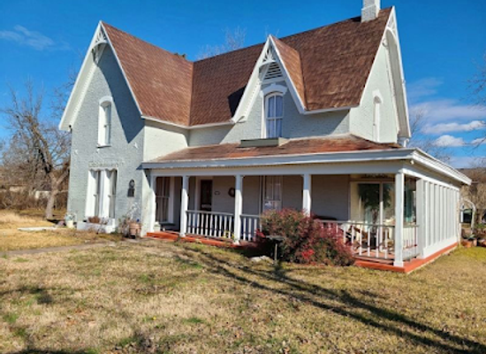 texas/blackland-prairie/landmark/gen-hal-c-horton-home-texas-state-historical-marker