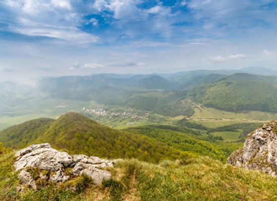 slovakia/tekov/landmark/chranena-krajinna-oblast-strazovske-vrchy