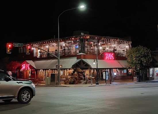 utah/moab/landmark/pinyon-tree-gift-shop