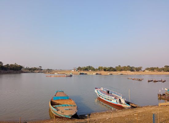 bangladesh/tanguar-haor/landmark/hason-raja-museum