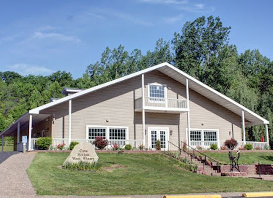 missouri/hannibal/landmark/cave-hollow-west-winery