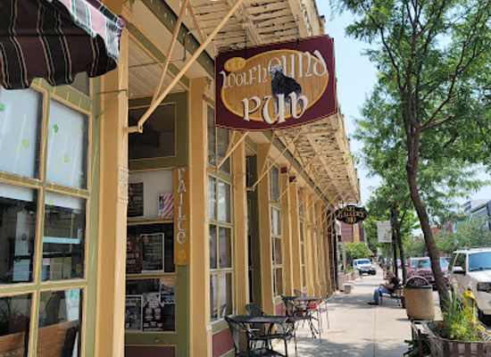 missouri/hannibal/landmark/ole-wolfhound-pub