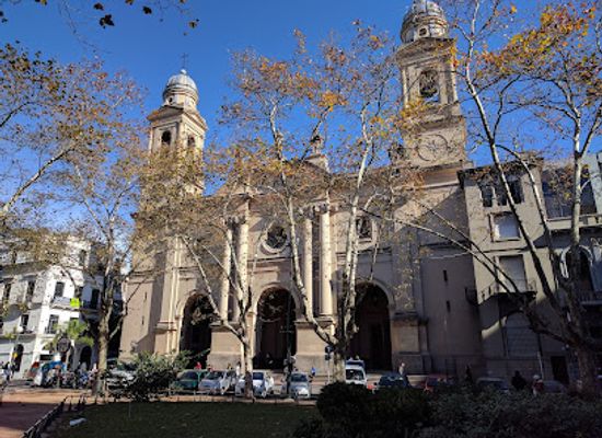 uruguay/metropolitan-area/landmark/constitution-plaza