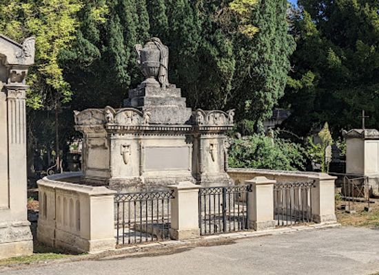 france/reims/landmark/cimetiere-du-nord-a-reims