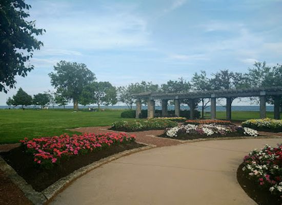wisconsin/kenosha/landmark/wolfenbuttel-park