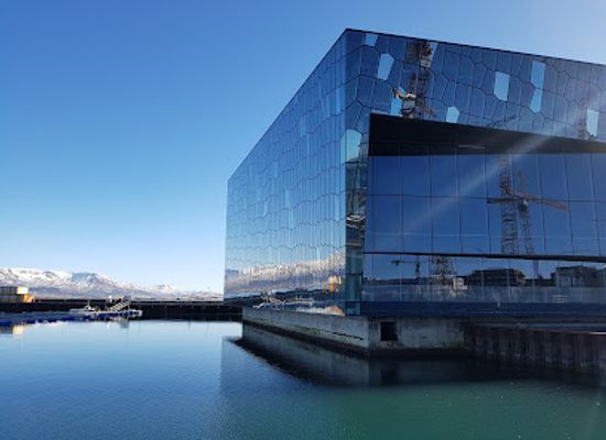 iceland/reykjavik/landmark/harbor-in-reykjavik
