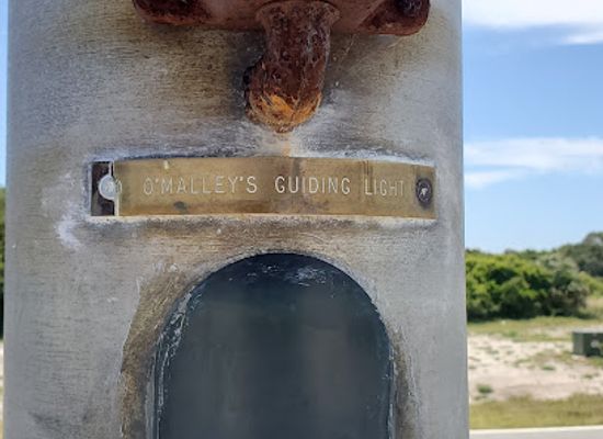florida/space-coast/landmark/mercury-7-monument