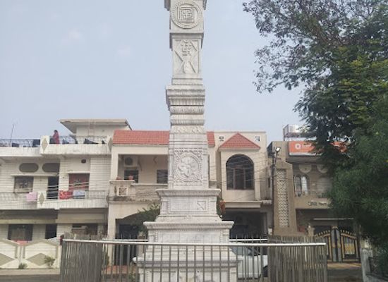 india/jabalpur/landmark/shahid-hemu-kalani-smarak