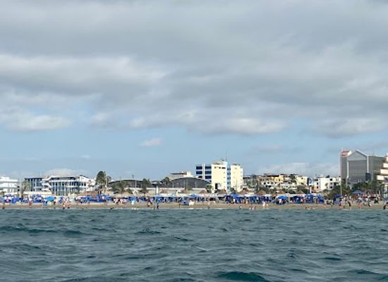 ecuador/manta/landmark/puerto-de-manta
