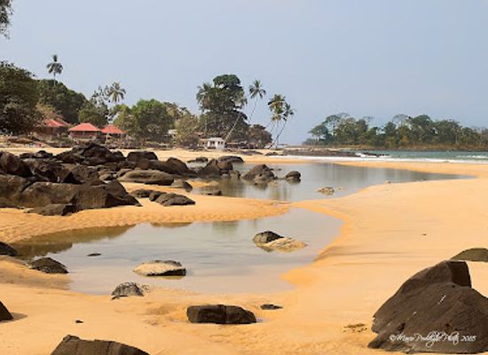 sierra-leone/turtle-islands/landmark/bureh-beach