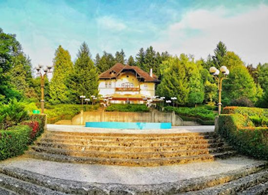 slovenia/velenje/landmark/vila-herberstein