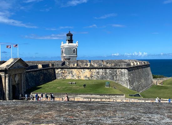 puerto-rico/yunque-national-forest/landmark/castillo-san-felipe-del-morro