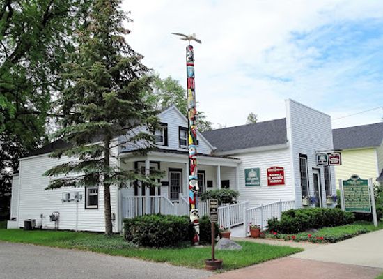 michigan/harbor-springs/landmark/andrew-j-blackbird-museum