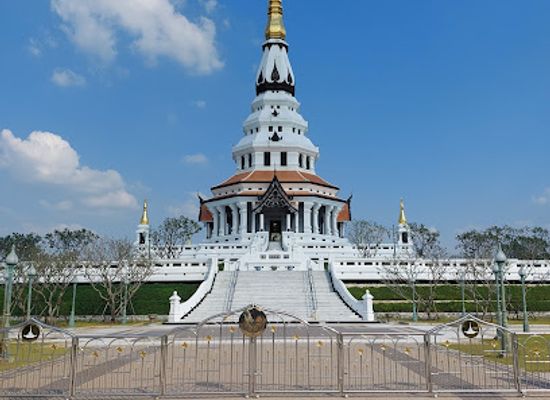 thailand/udon-thani/landmark/wat-pa-ban-tat