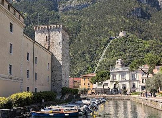 italy/trentino/landmark/rocca