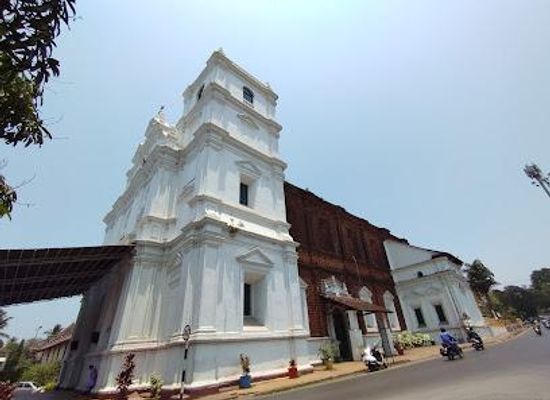 india/western-ghats/landmark/holy-spirit-church