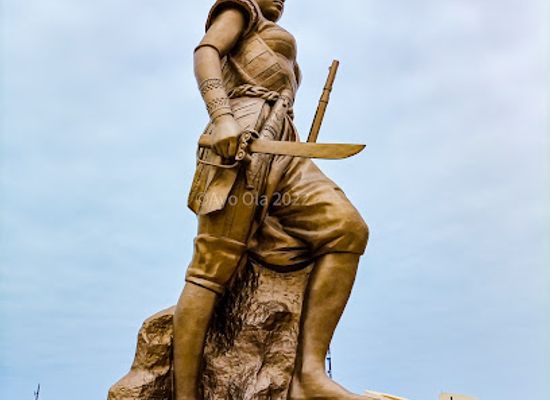 benin/mono/landmark/amazon-statue