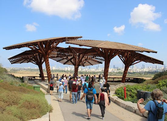 israel/holon/landmark/ariel-sharon-park