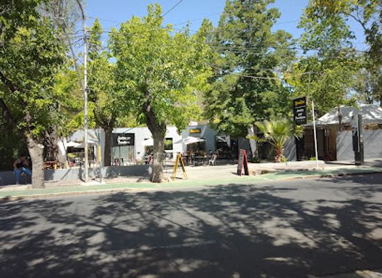 argentina/mendoza/chacras-de-coria/landmark/bonito-cafe-chacras