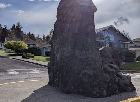 oregon/the-dalles/landmark/pulpit-rock