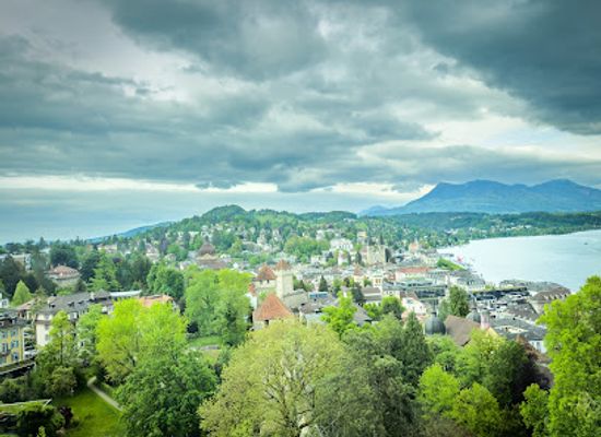 switzerland/lucerne/lake-lucerne/landmark/zytturm