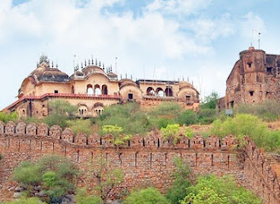 india/jaipur/landmark/places-to-visit-in-india