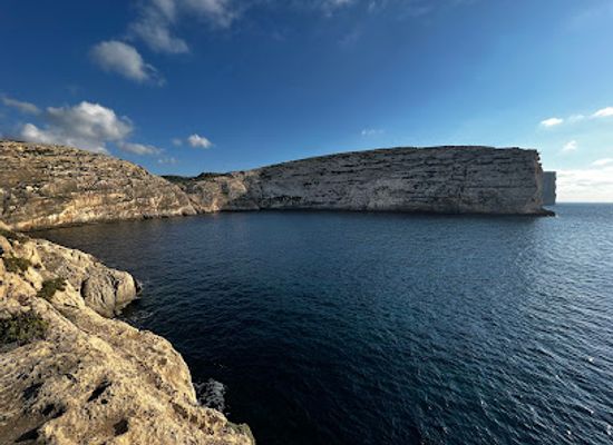 malta/northern-region/landmark/fungus-rock