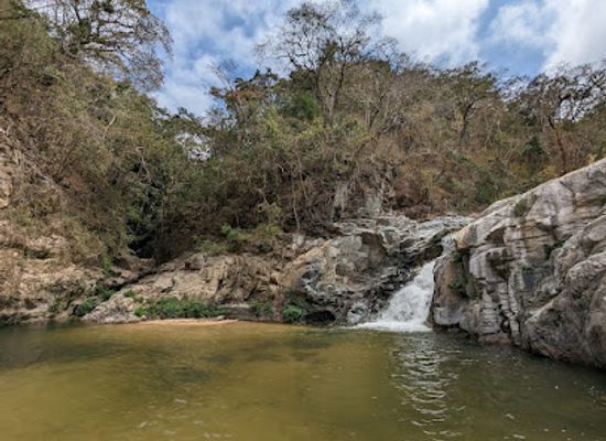 mexico/pacific-coast/landmark/yelapa-waterfall