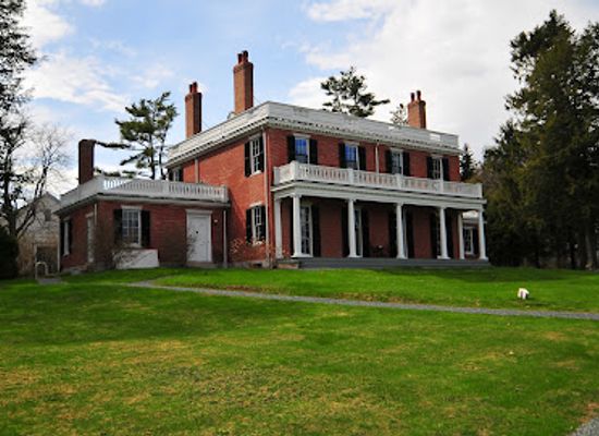 maine/hancock-county/landmark/the-black-house-museum-at-woodlawn