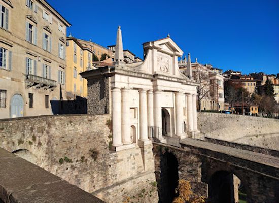 italy/bergamo/citta-alta/landmark/porta-san-giacomo