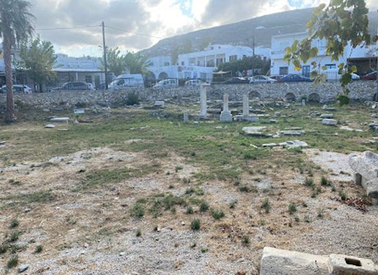greece/paros/landmark/ancient-cemetery