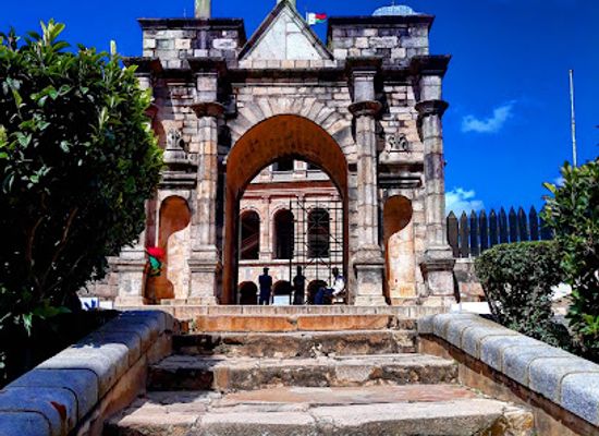 madagascar/antananarivo/isoraka/landmark/queen-s-palace