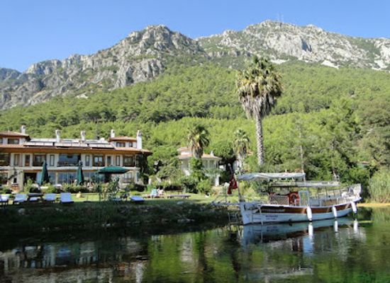 turkiye/marmaris/armutalan/landmark/marmaris-belediyesi-armutalan-kultur-merkezi