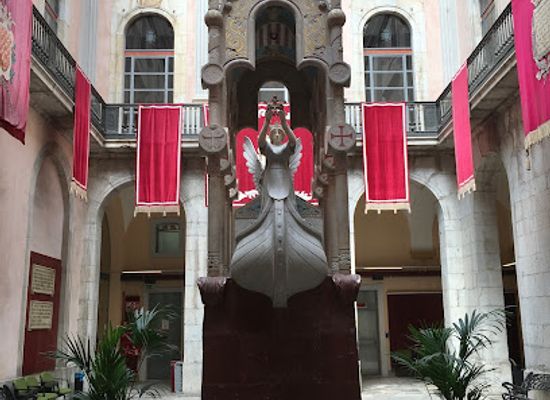 spain/tarragona/landmark/mausoleu-de-jaume-i