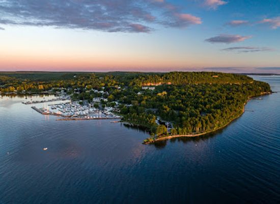wisconsin/door-peninsula/landmark/destination-door-county